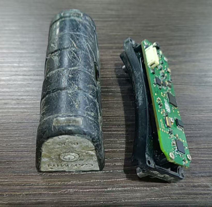 Defective Garmin DC30 Back Case Battery Cover and Motherboard
